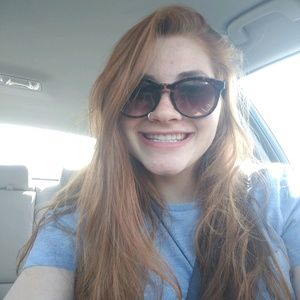 Meet your Posher, Tessa